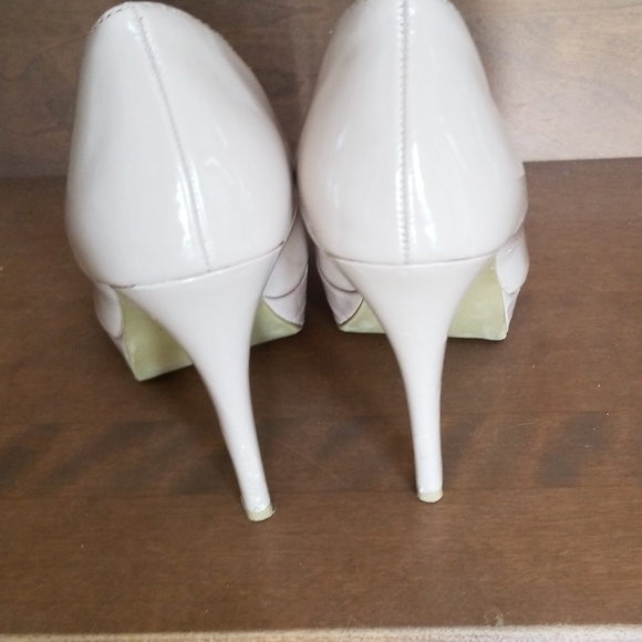 Lauren Conrad Nude Heeled shoes - Picture 3 of 9